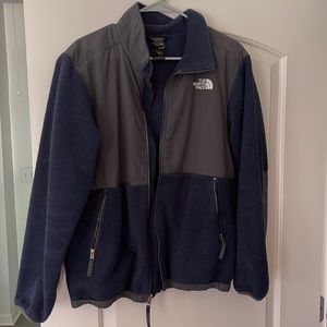 The North Face Boy’s XL Navy Zip Jacket